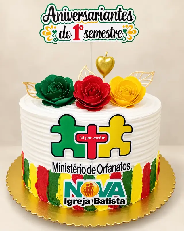 Bolo institucional colorido e personalizado